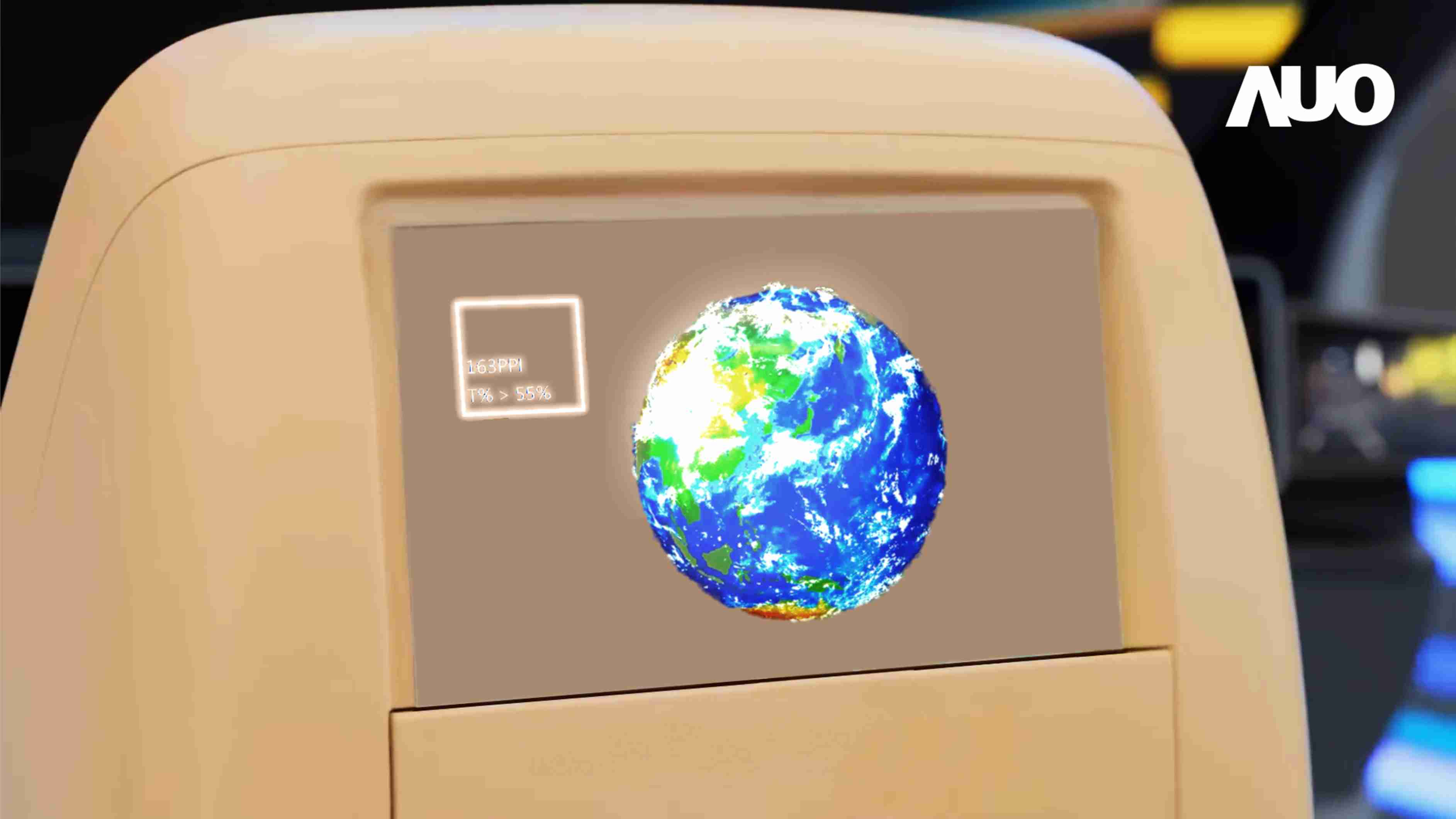 牛牛游戏突破设计与制程挑战，，推出全球最高分辨率163ppi的13.5吋透明Micro LED面板，，并积极布局智能车市场，，，以期拓展透明显示应用的可能性