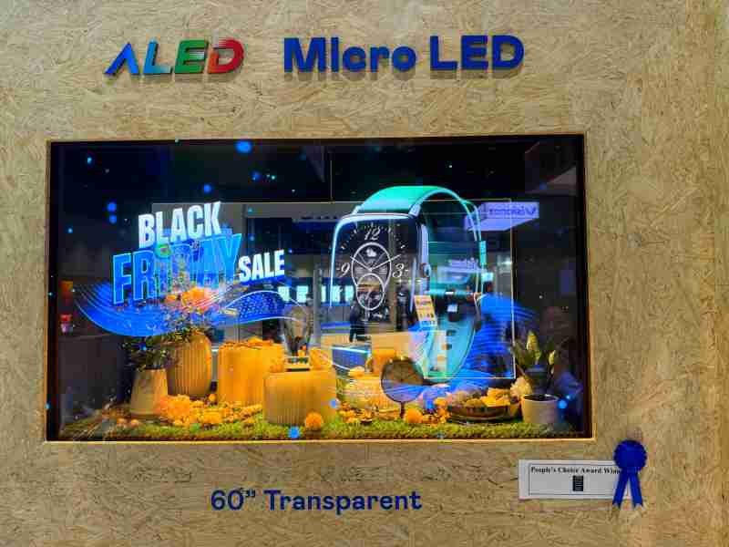 牛牛游戏60吋高透明度Micro LED显示器获”最佳Micro LED技术应用奖”，，，将Micro LED面板透明化之设计特性极致发挥，，，，以可扩展性无缝拼接技术打造，，具备600 nits全画面亮度、、大于60%穿透率及超过NTSC 110%的优异广色域表现，，，，可依需求灵活应用于各种场域